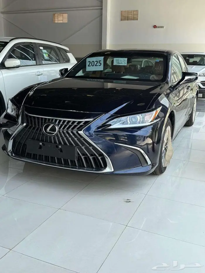 لكزس ES250 استاندر 2025 1