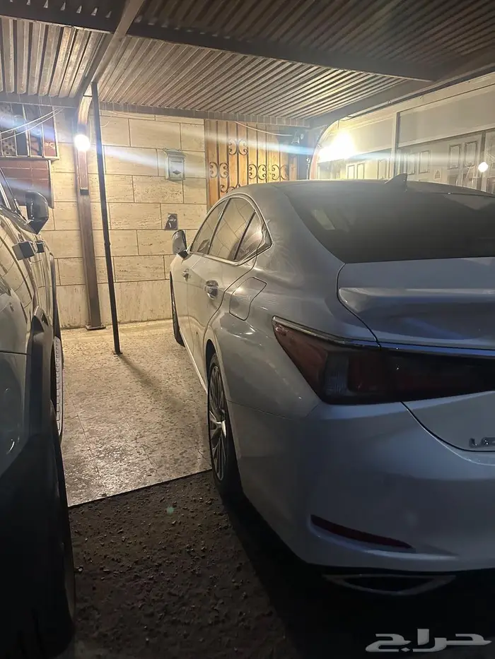 ارغب البدل لكزس 350 سي سي سعودي 1