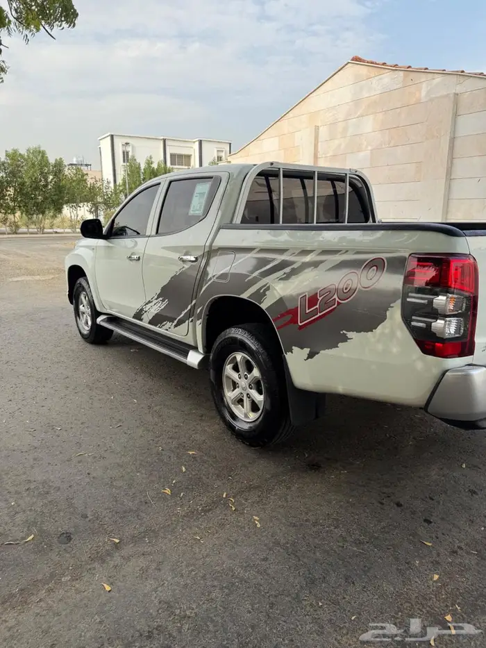 ميتسوبيشي ونيت l200 دبل ديزل نظيف جدا 1