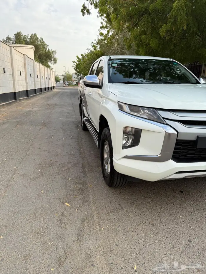 ميتسوبيشي ونيت l200 دبل ديزل نظيف جدا 3