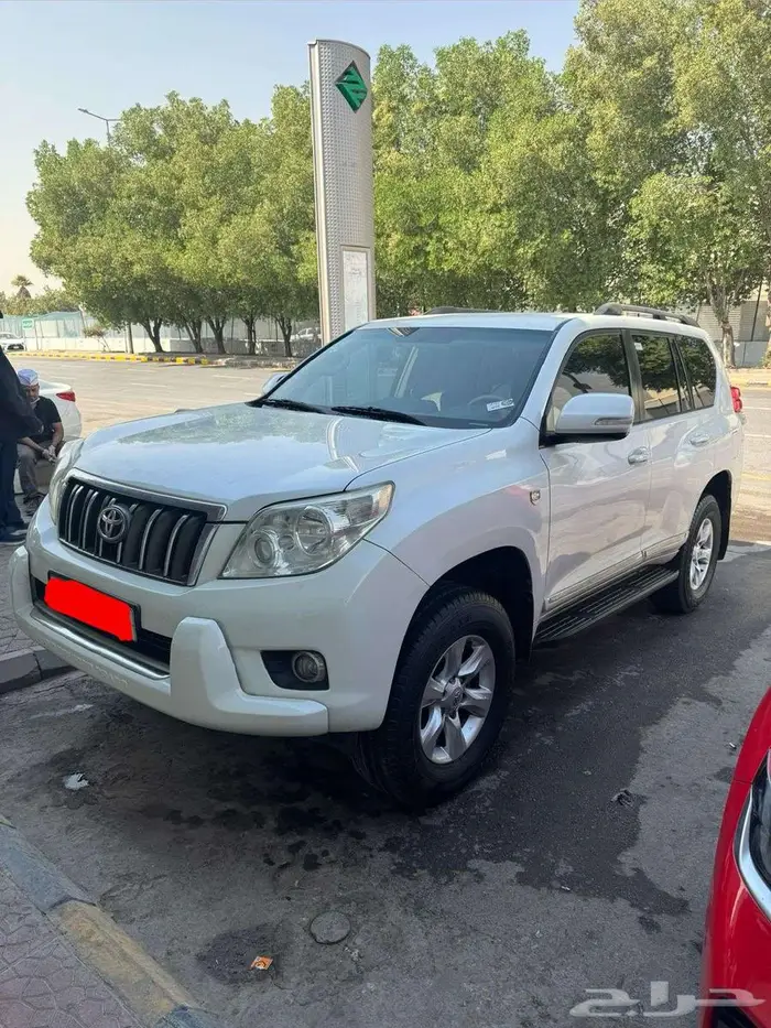 TOYOTA PRADO 8