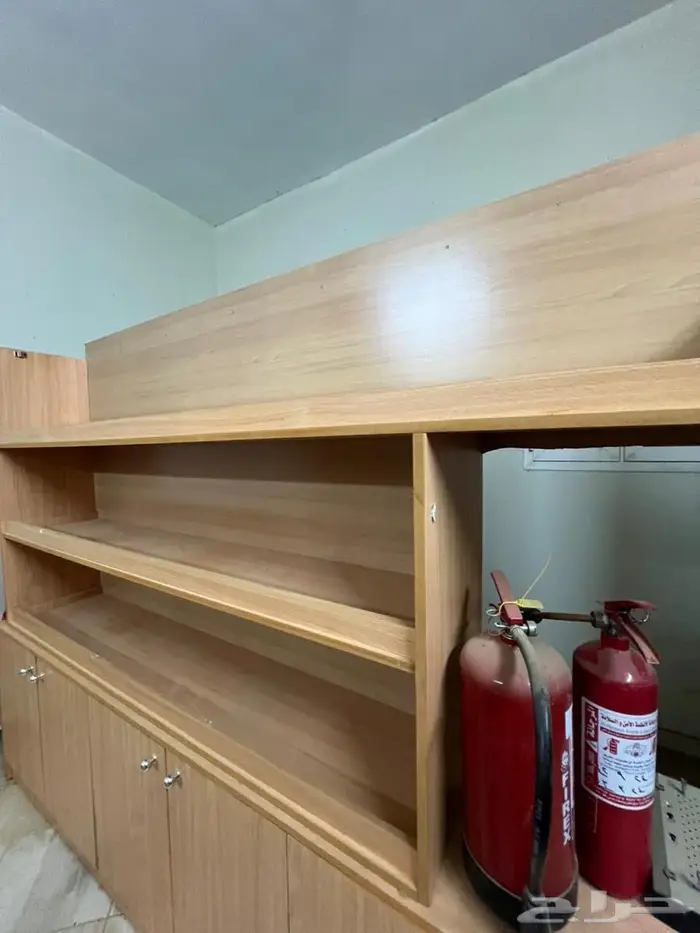 دولاب خشب كبير ونظيييف 2