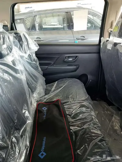 سوزوكي ارتيجا GL موديل 2025 index