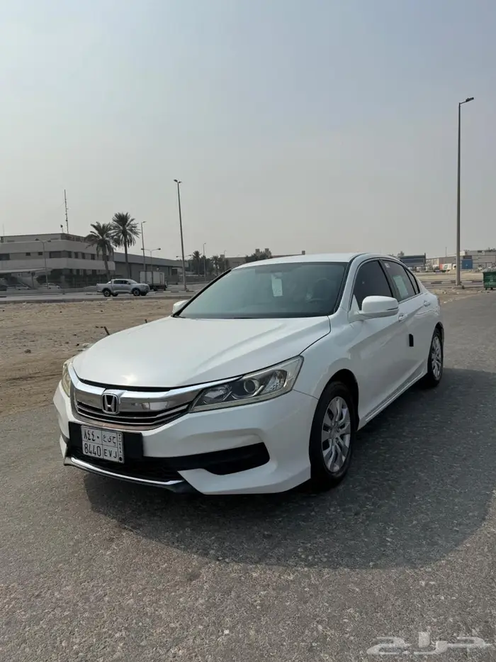 للبيع هوندا اكورد موديل 2017 0