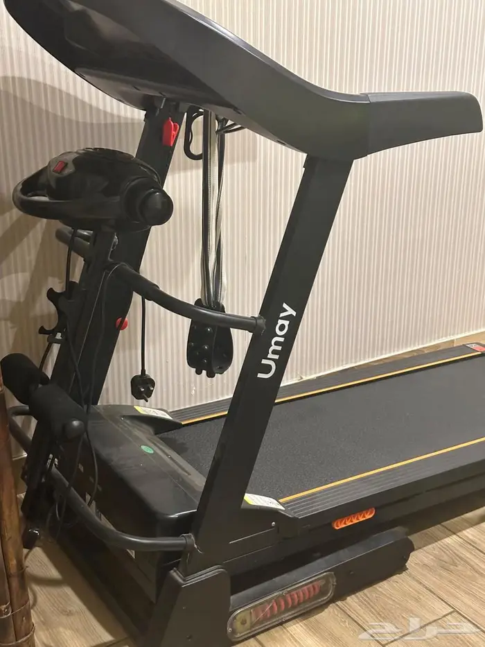 جهاز سير كهربائي رياضي بالاضافه الا جهاز اوربتراك 0