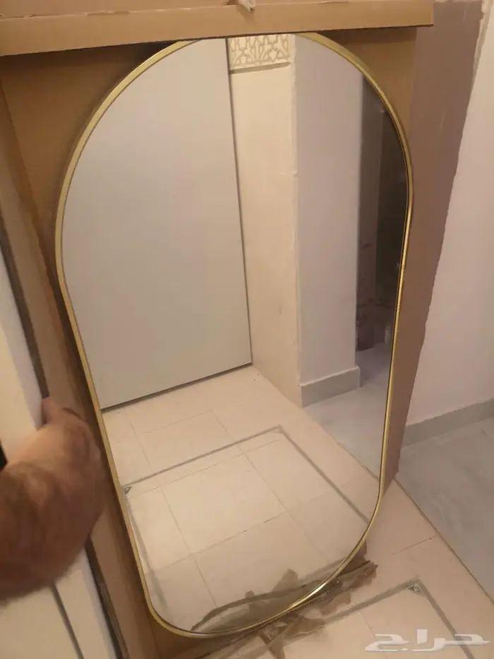 للبيع 4 مرايات جديدة 0