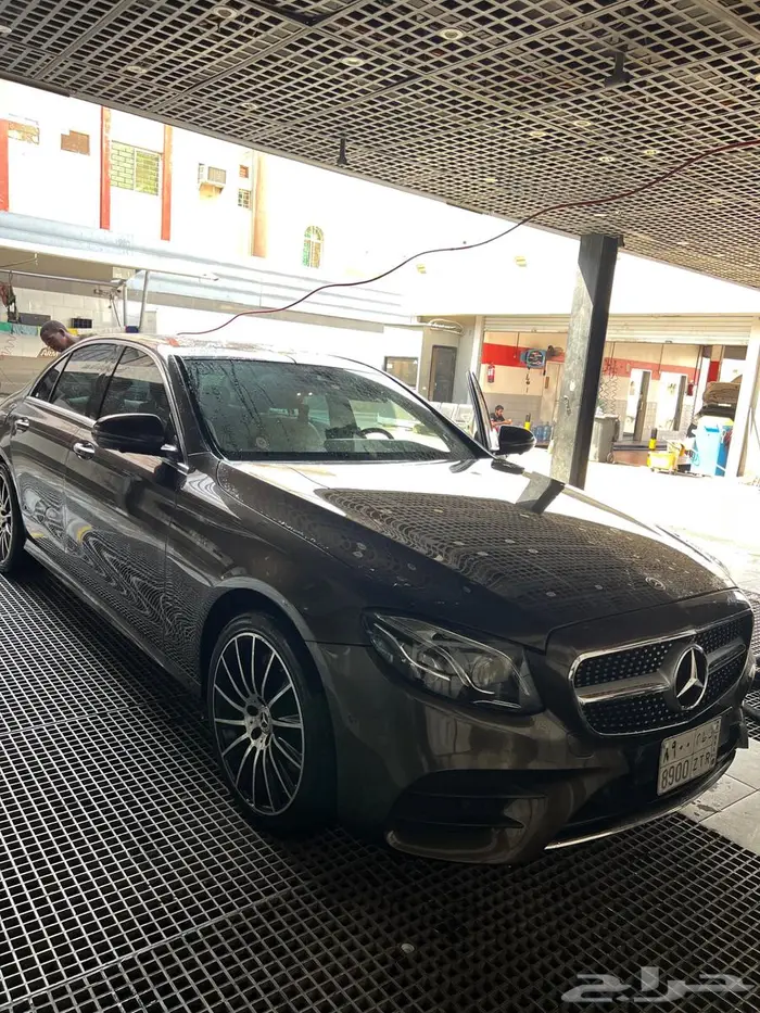 مرسيدس E 300 جفالي 3