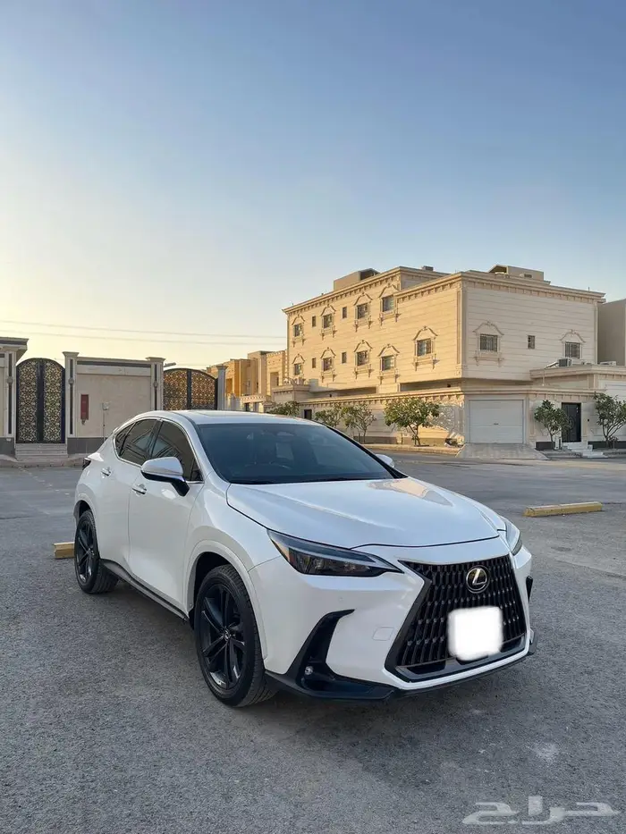 للبيع لكزس NX350h - 2024 مخزن 49
