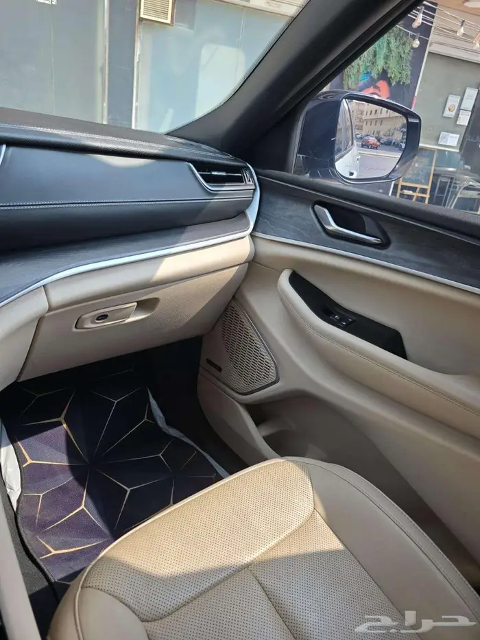 جيب جراند شيروكي موديل  2023 8