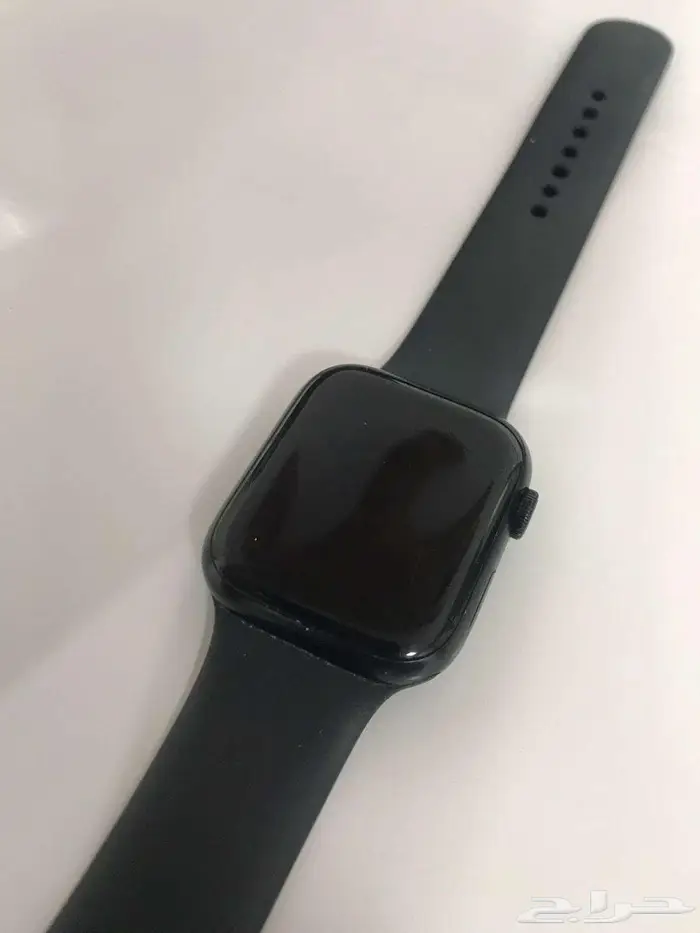 ساعة ابل watch الجيل السابع 2