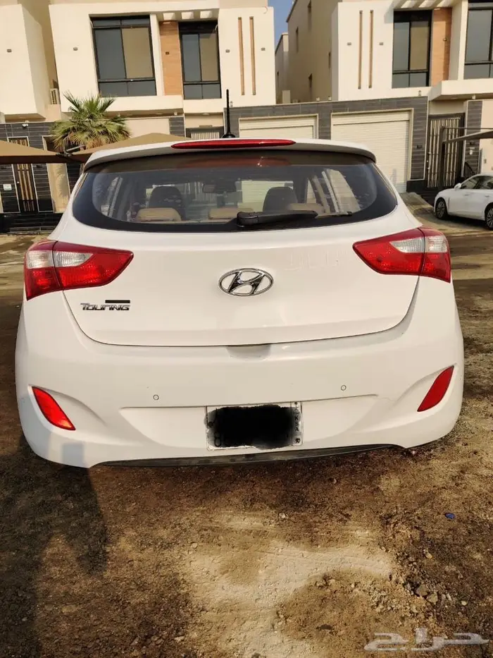هيونداي هاتشباك I30 موديل 2015 5