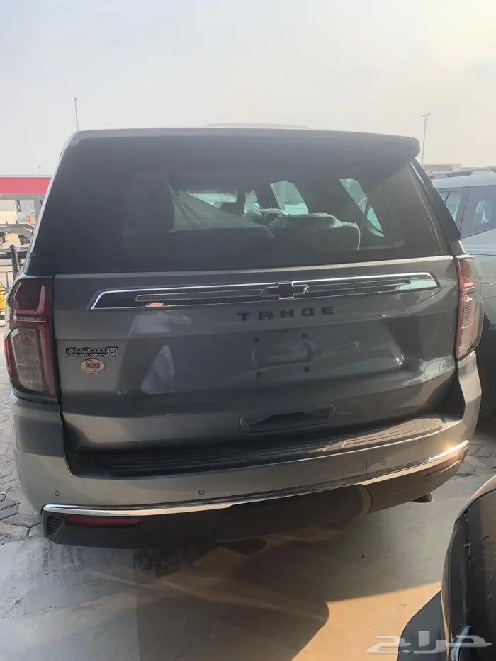 تاهو 2023 LX رصاصي لامع 1