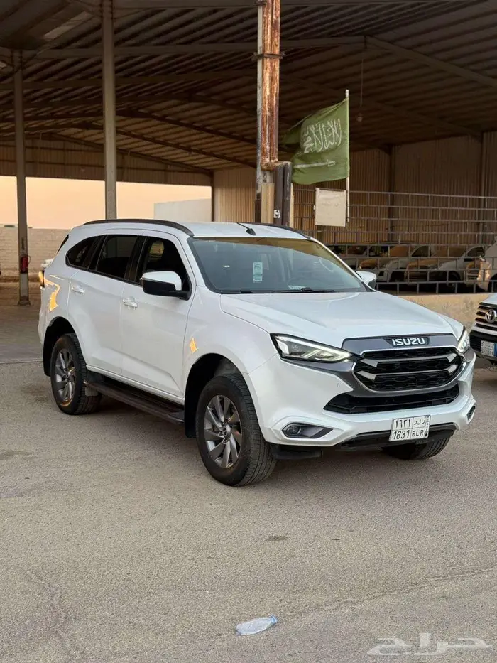ايسوزو 2024 MUX فل كامل دبل سعودي ممشي 46 0