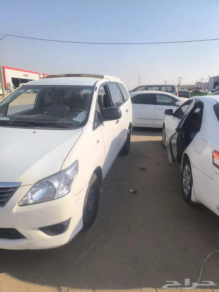 اينوفا ابيض 2014 2