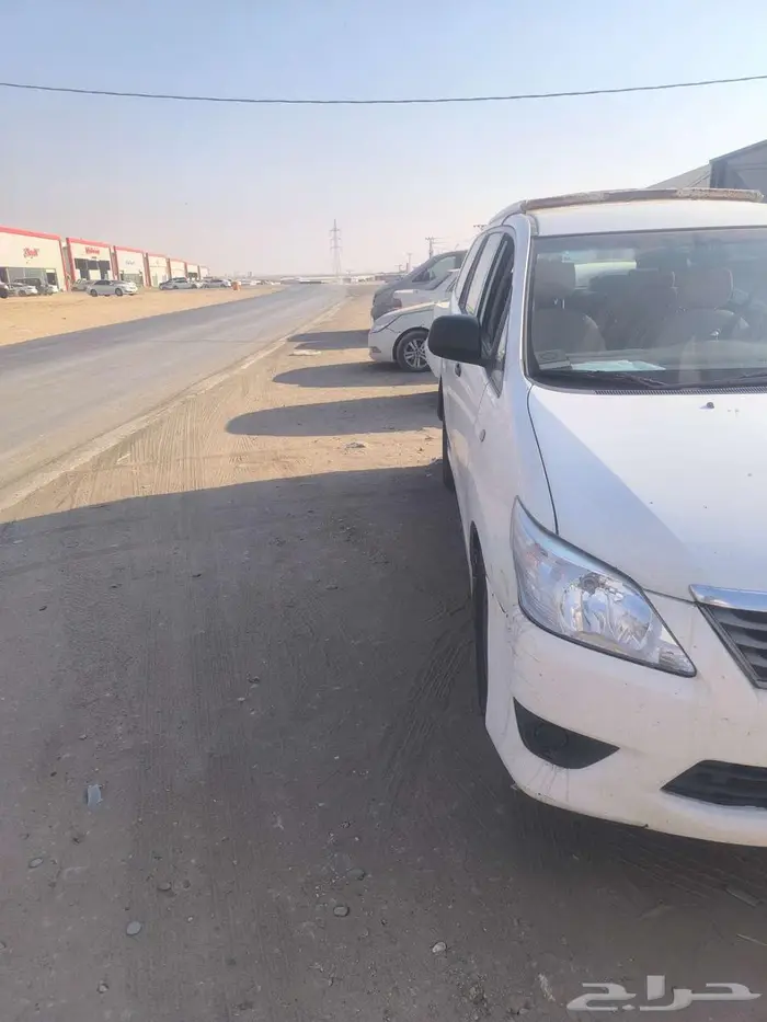 اينوفا ابيض 2014 3