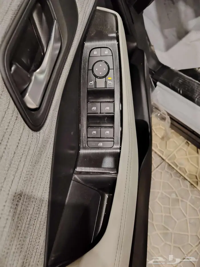 نيسان اكس تريل7 راكب دبل 2025 اسود X -TRAIL 8