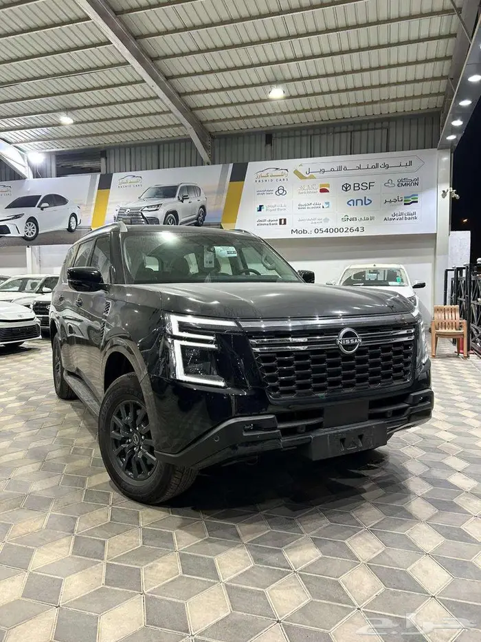 نيسان باترول SE2 اللون الاسود موديل 2026 3