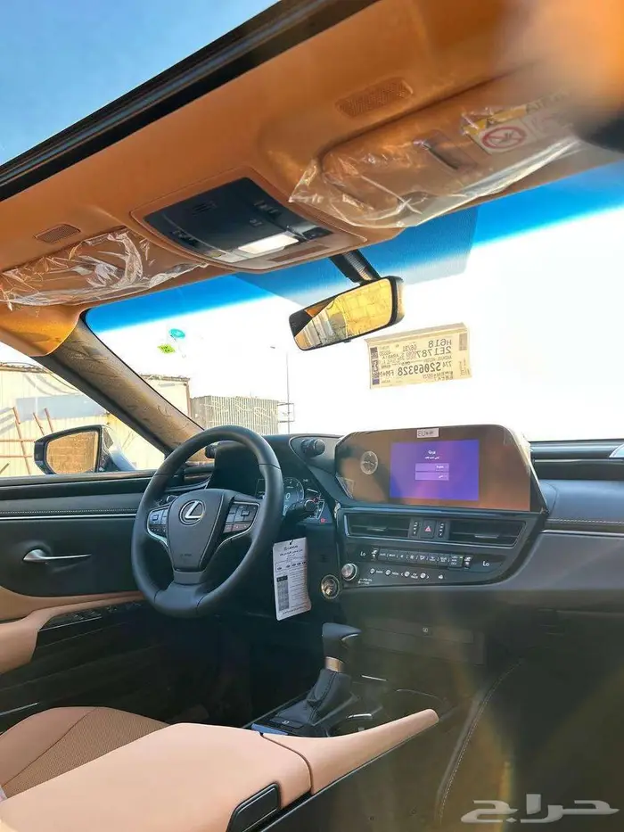 لكزس اي اس 250 موديل 2025 لدى الخضر لسيارات 12