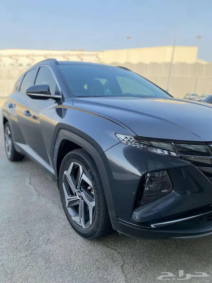 هيونداي توسان 2023 بريميم هايبرد فل 8