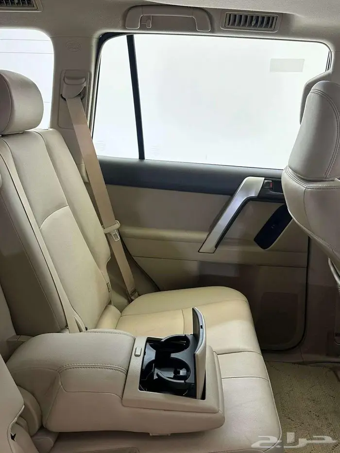 تويوتا برادو 2022 30