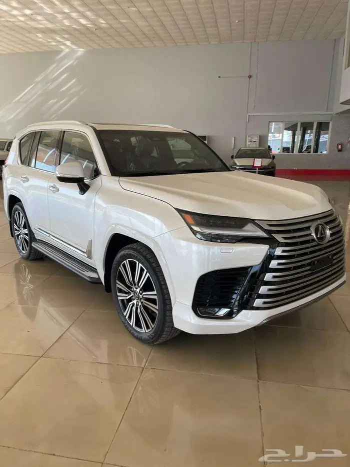 وارد اليحيى لكزس هايبرد بنزين LX700H BB رادار فل كامل 2025 1