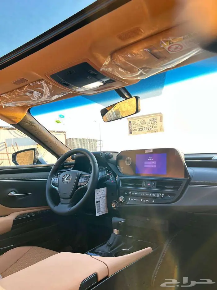 لكزس ES 250 AA 2025 لدى شركة عبدالمجيد الخضر 10