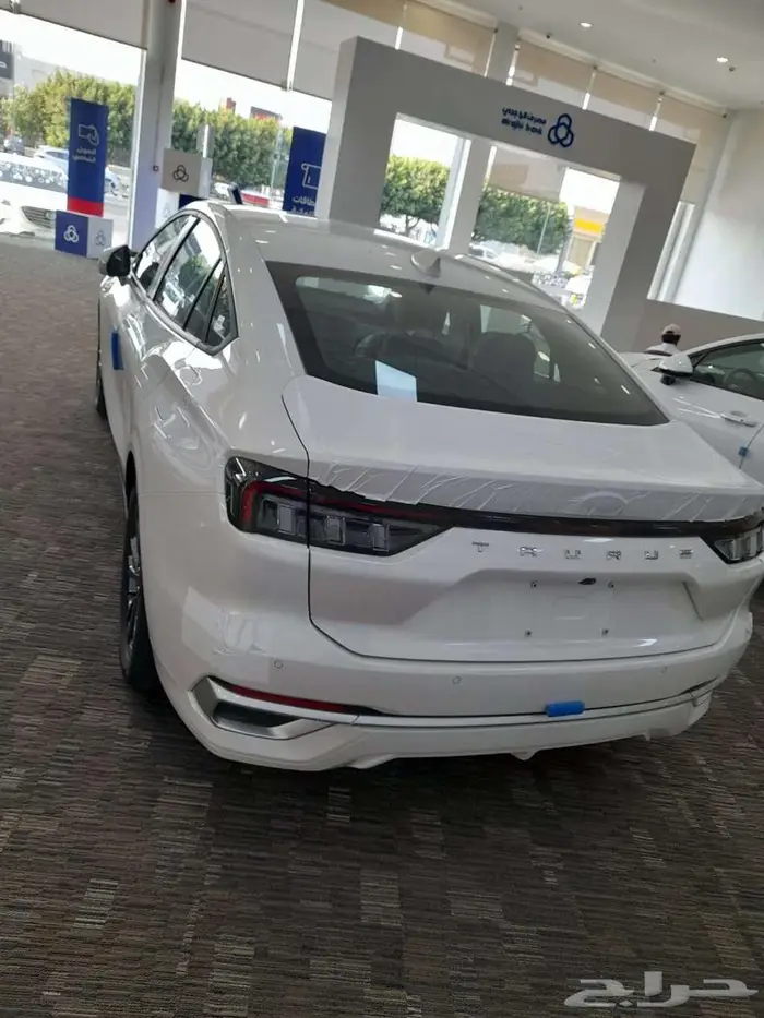 فورد تورس تريند موديل 2025 3