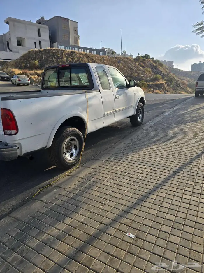 فورد 150 حكومي 2002 1