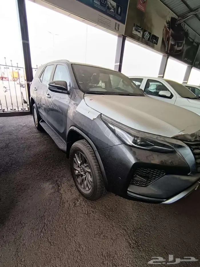 تويوتا فورتشنر VX ديزل 2024 2