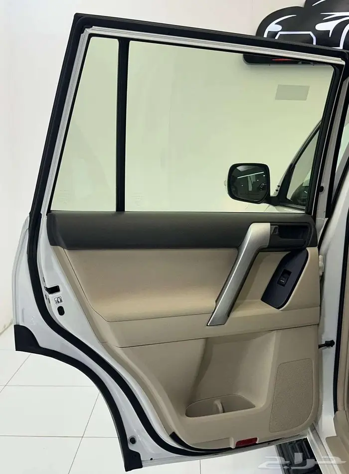 تويوتا برادو 2022 35