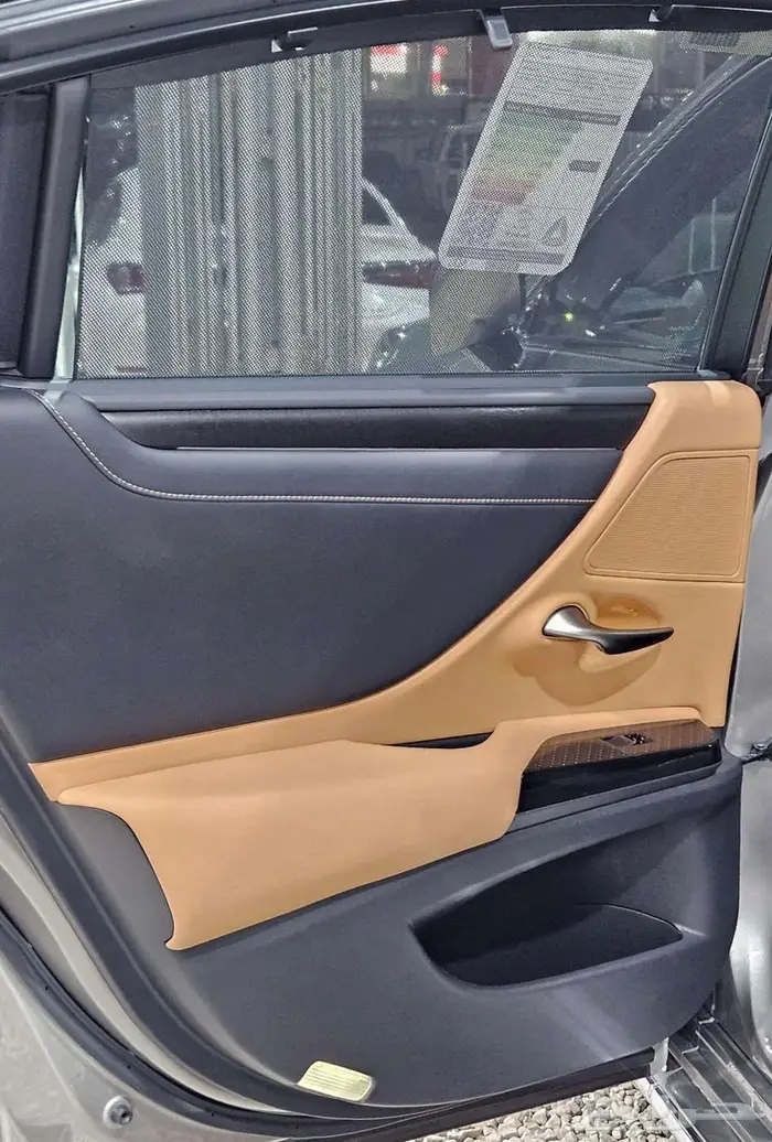 لكزس ES.350..2023 53