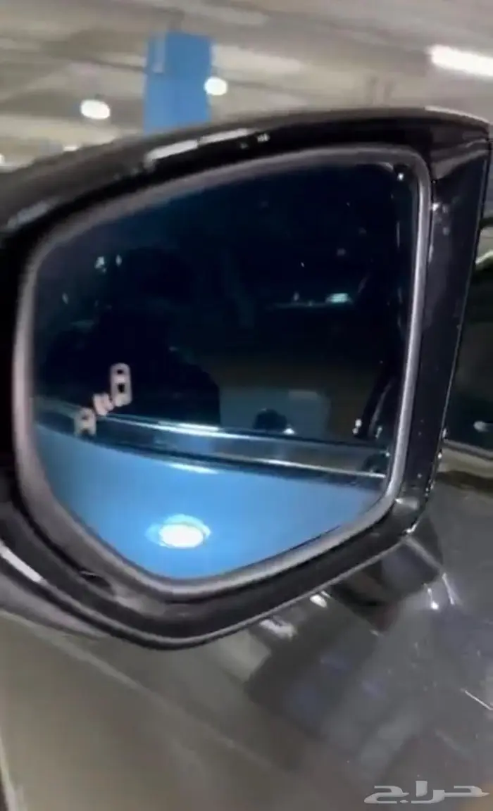 للبيع. 2025 لكزس Es300h هايبرد ((فل كامل)) كورس 9