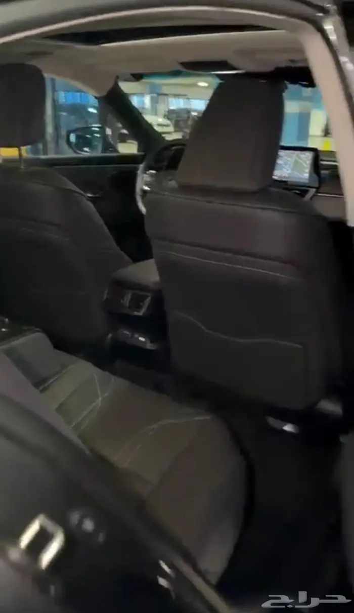 للبيع. 2025 لكزس Es300h هايبرد ((فل كامل)) كورس 5