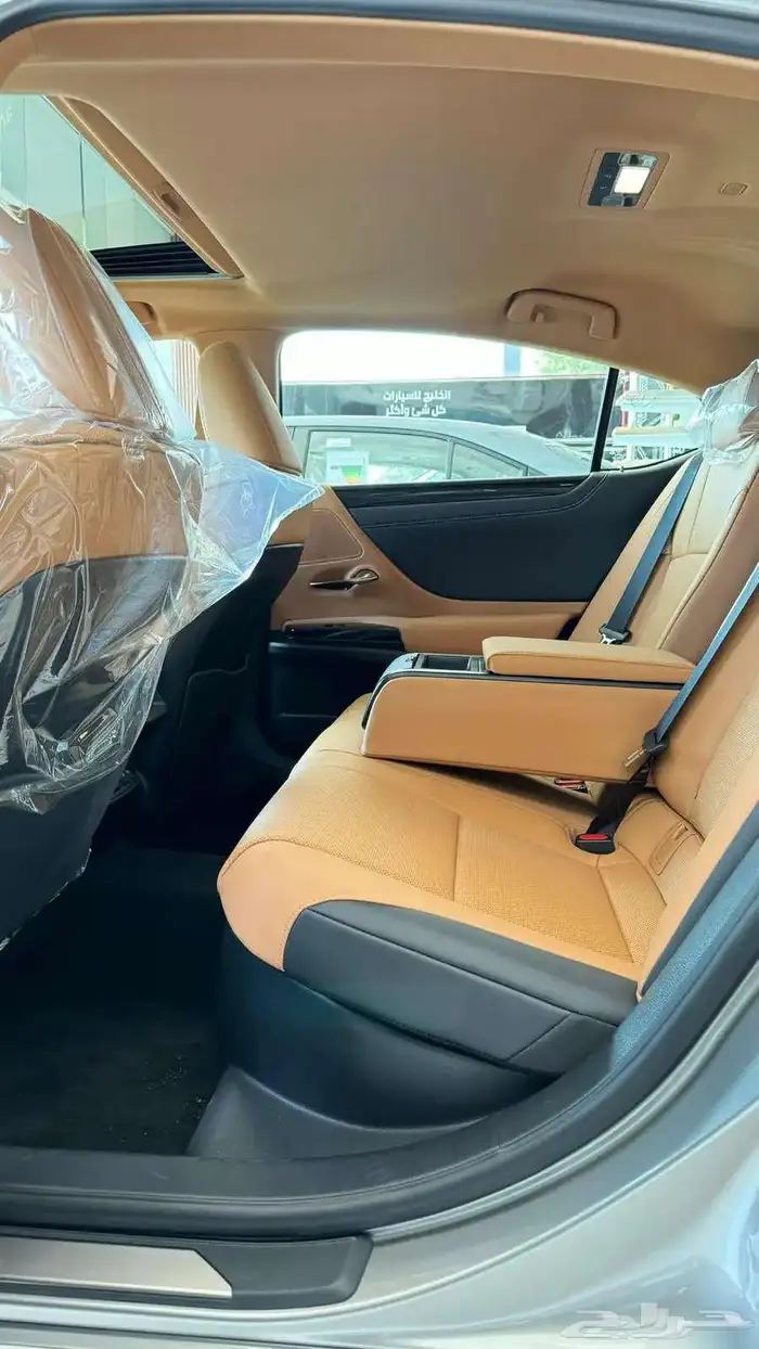 لكزس ES300 هايبرد موديل 2025 دفعتين الانماء والجزيره 0 ربح 23