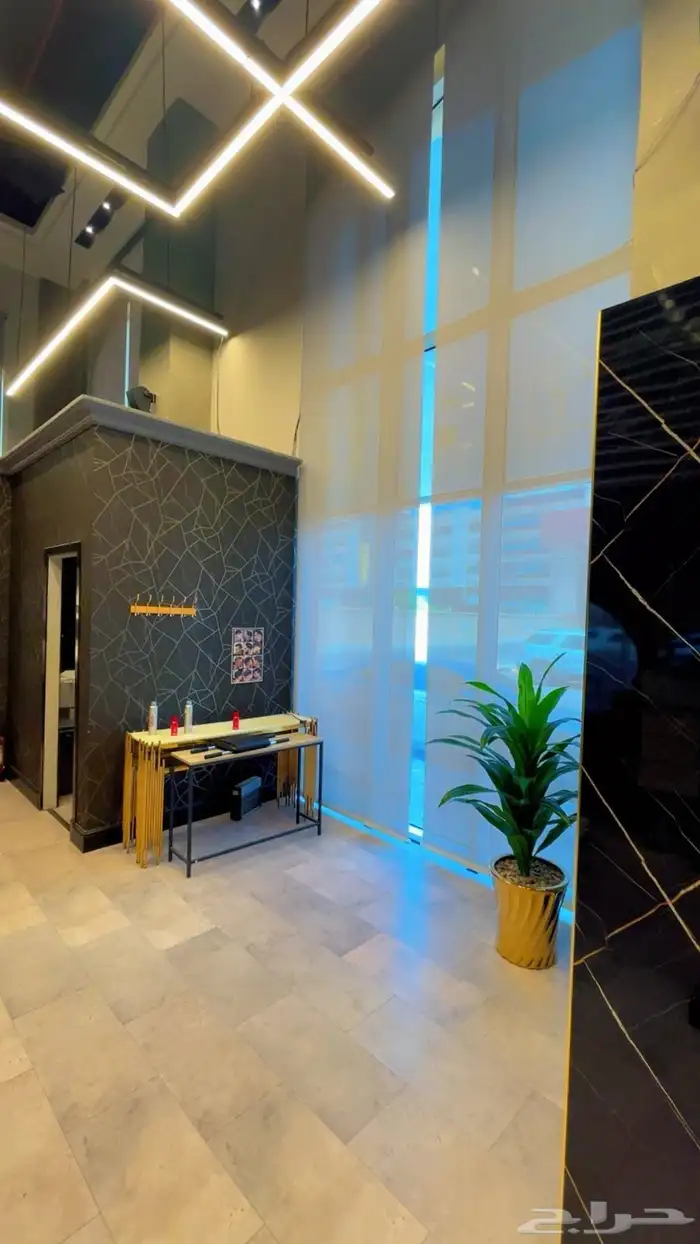 صالون رجالي للتأجير 4