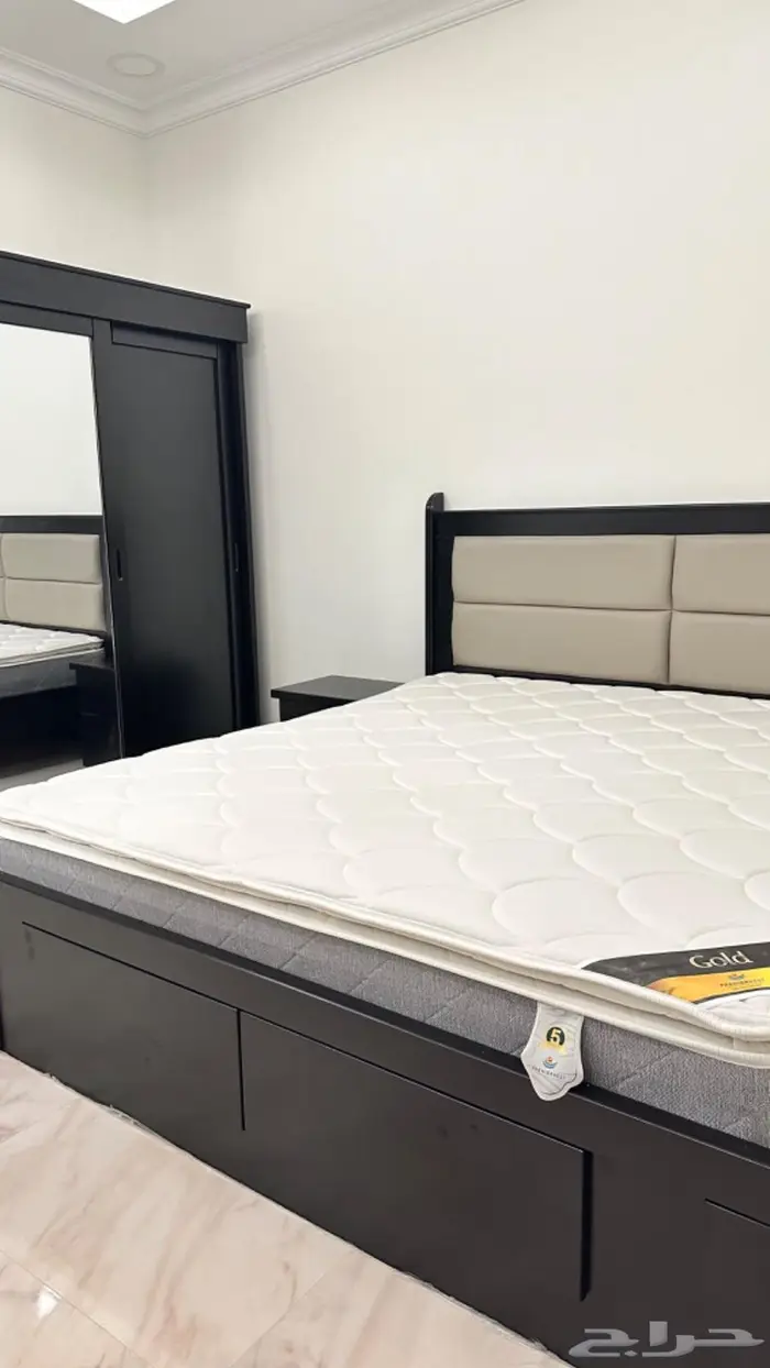 عرفة نوم متكاملة مع مرتبة 4