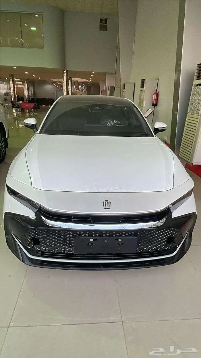 وارد اليحيى كراون برستيج 2.5 لتر هجين رادار جلد اسود 2026 0