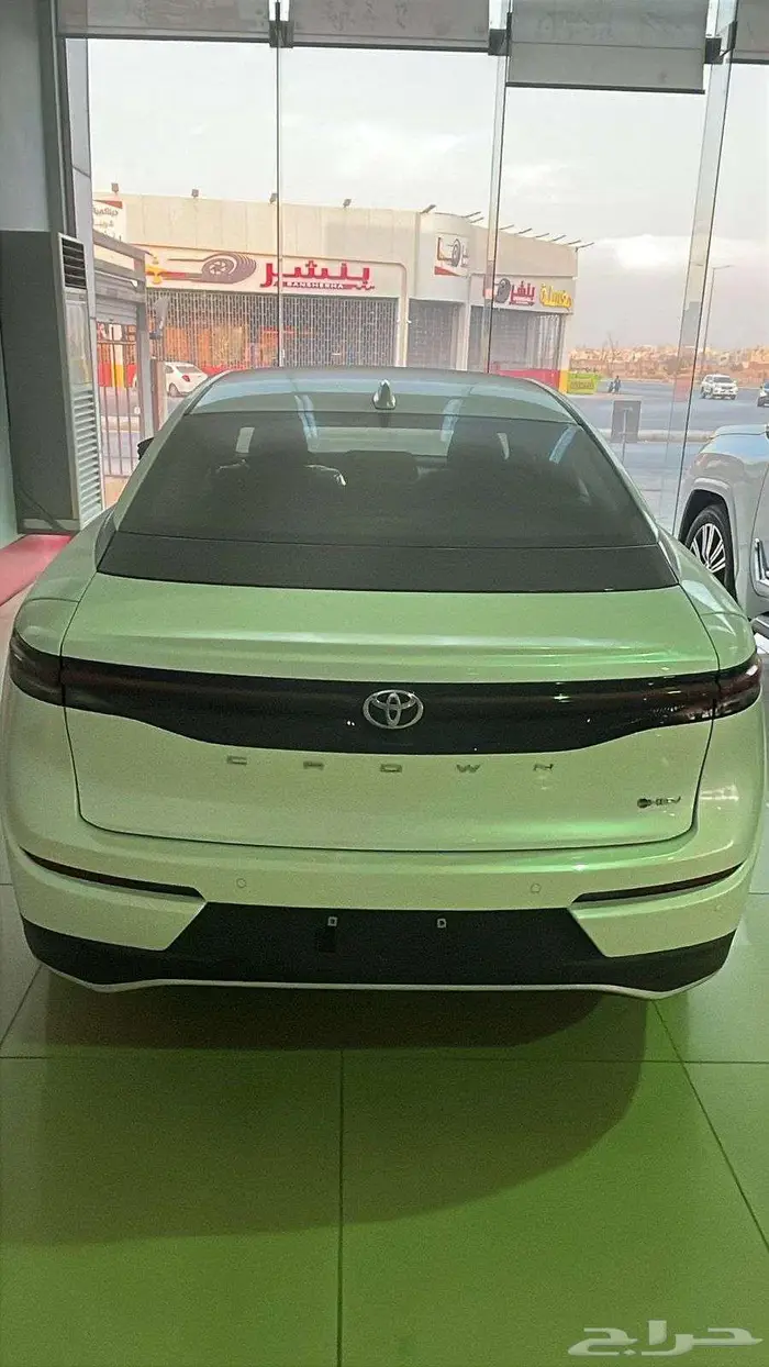 وارد اليحيى كراون برستيج 2.5 لتر هجين رادار جلد اسود 2026 7