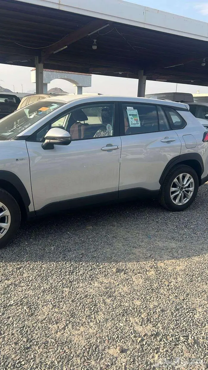 تويوتا كورولا كروس استاندر كاش و عروض التموييل 202 2