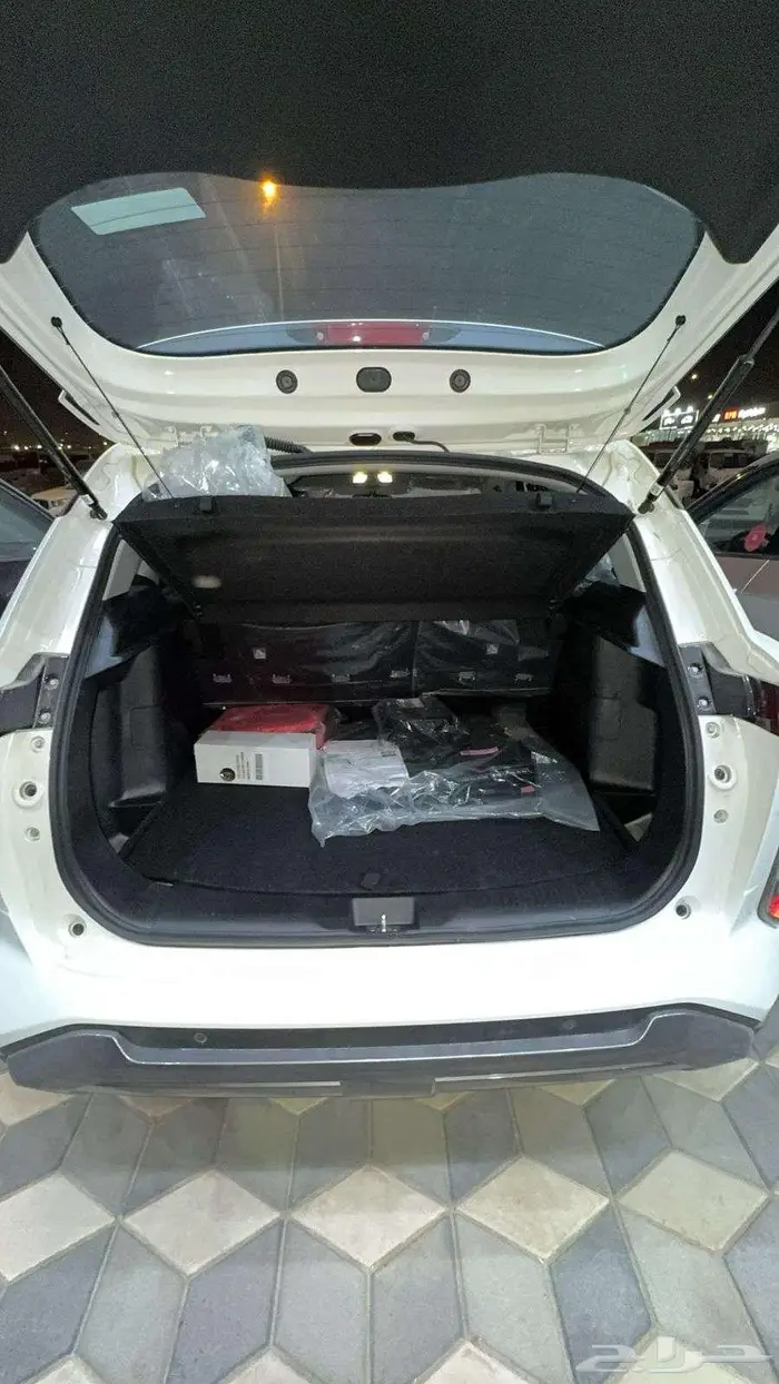 نوع السيارة تويوتا اوربان كروز جي ال 1.5 لتر 9