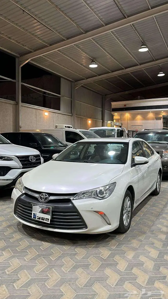 تويوتا كامري GLE فل كامل سعودي موديل 2016 1