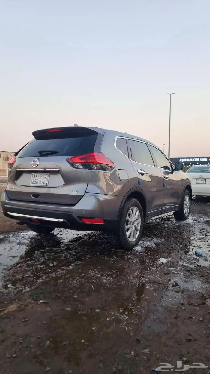 اكس تريل موديل 2021 5