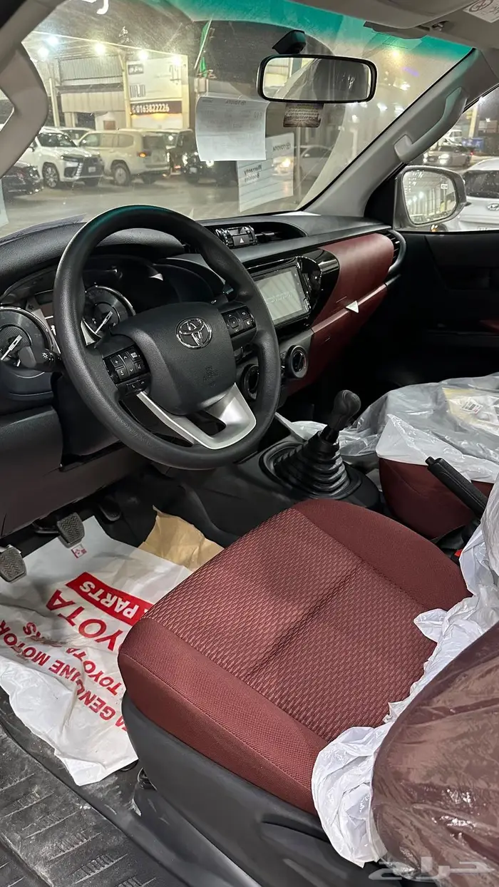 هايلوكس بنزين دبل سعودي 2025 8