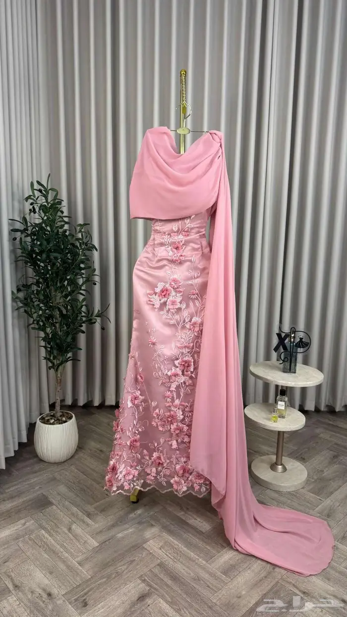 فساتين شتوي وصيفي خامات فاخره نشحن لكافه المدن والقرة 43