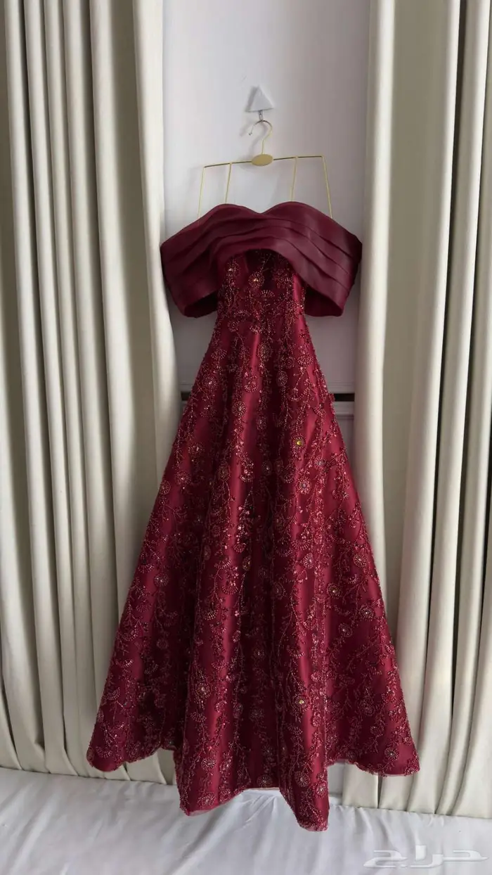 فساتين شتوي وصيفي خامات فاخره نشحن لكافه المدن والقرة 48