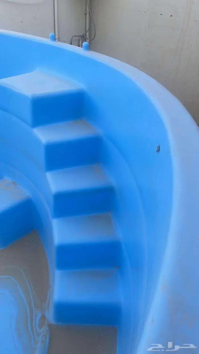 مسبح بلاستك قوي جدا مع السلم 4