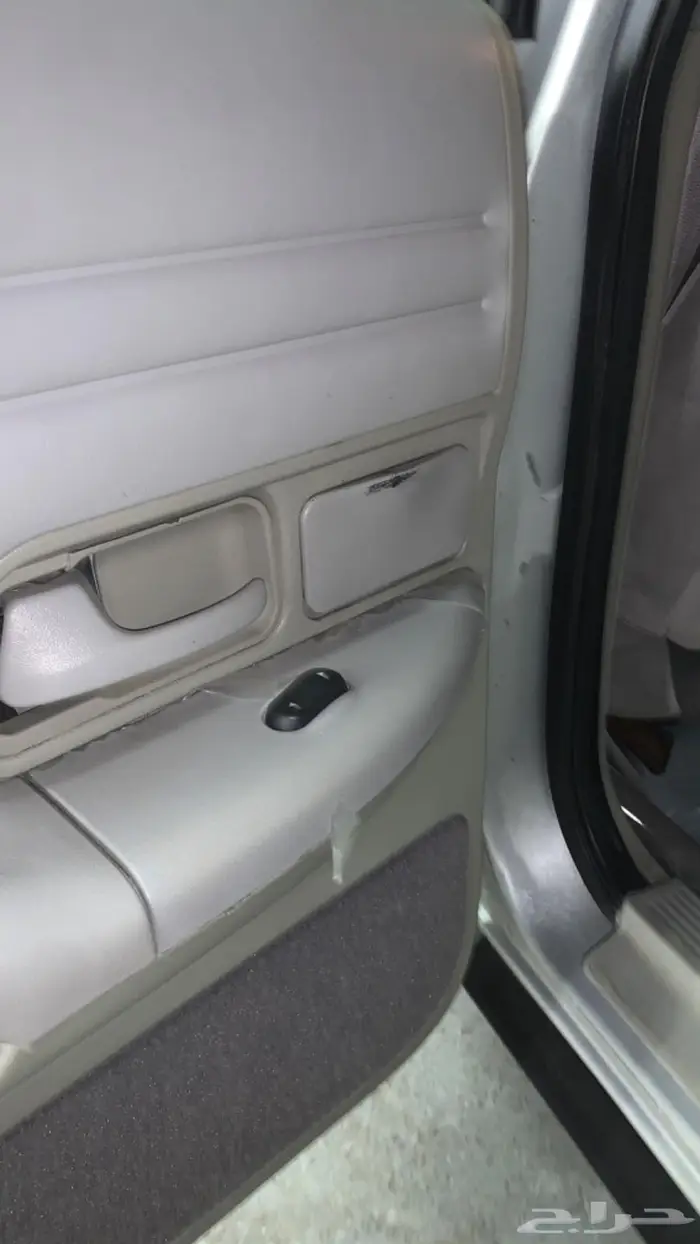 فورد فكتوريا شبه جديد 9