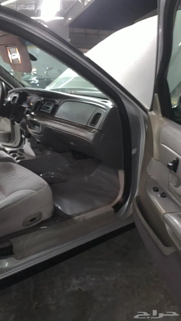 فورد فكتوريا شبه جديد 13