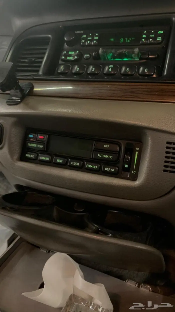 فورد فكتوريا شبه جديد 54