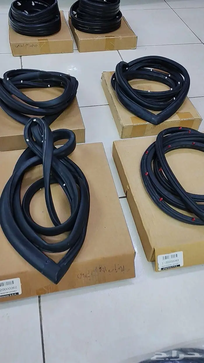 قطع تجديد بدي كابرس 90 وتحت وديكورات داخلية ونياكل وجلود 86